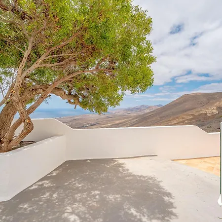 فيلة La Asomada Moon Lanzarote تياس